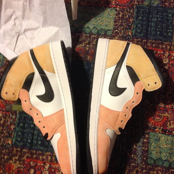 Air Jordan 1 Mid SE Men's Leather & Suede Multicolor Sneakers - 12 - New in Box - Picture 5 of 9